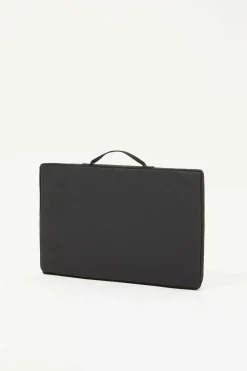 E9 Break - Small Sit Start Clearance